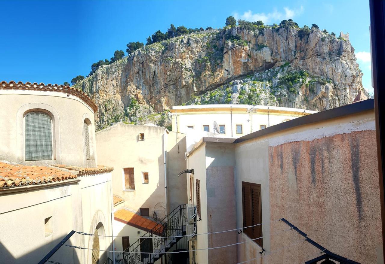 Terrazza Caracciolo Apartment Cefalu Ngoại thất bức ảnh